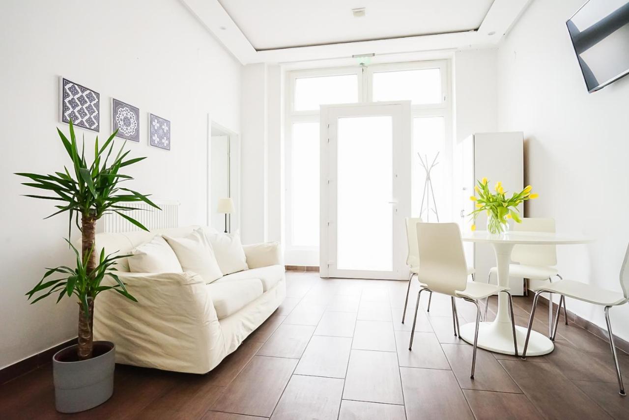 Wonderful Big Apartment Near Yppen Market Viena Exterior foto