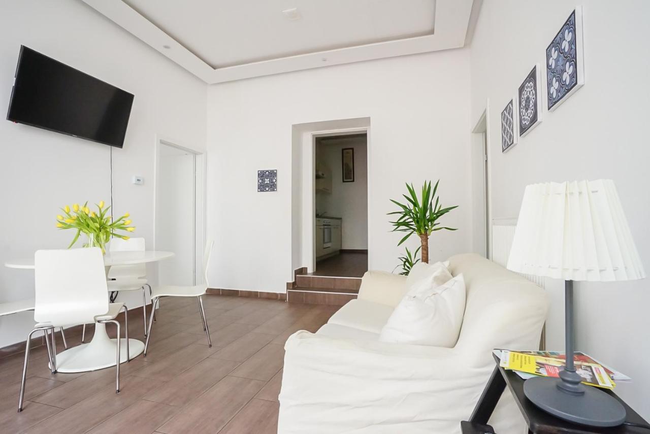 Wonderful Big Apartment Near Yppen Market Viena Exterior foto