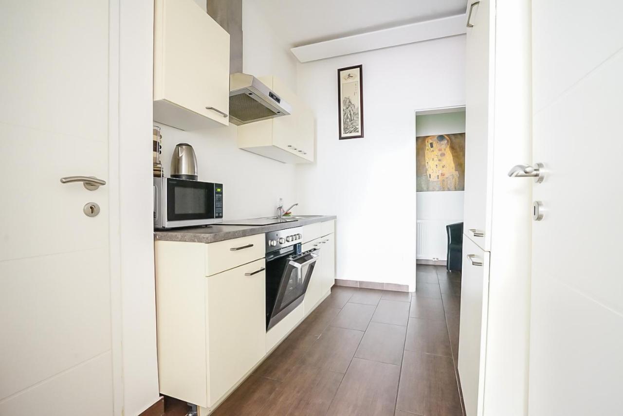 Wonderful Big Apartment Near Yppen Market Viena Exterior foto