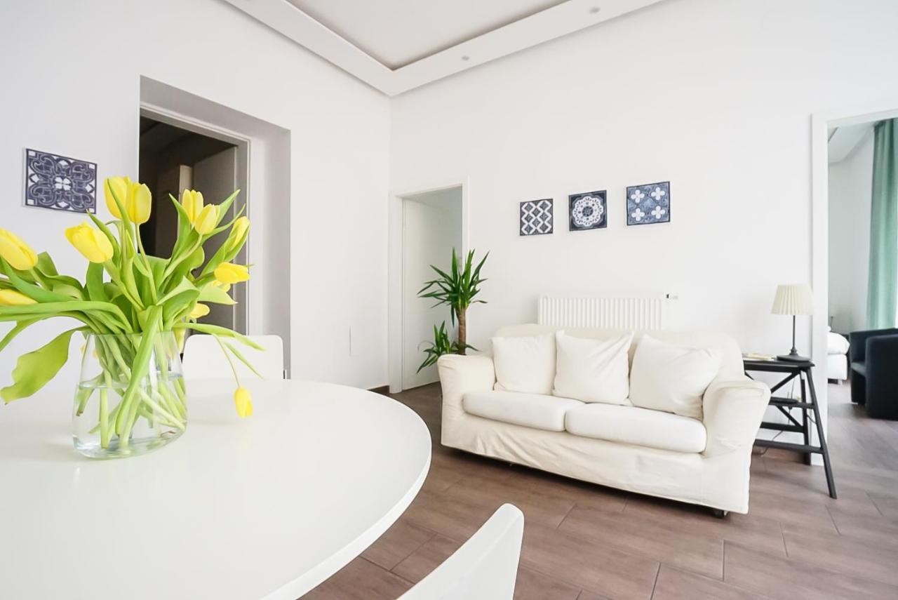 Wonderful Big Apartment Near Yppen Market Viena Exterior foto
